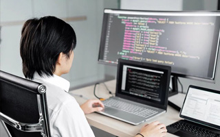 孝感 api php源码,下载的php源码怎么运行呢？